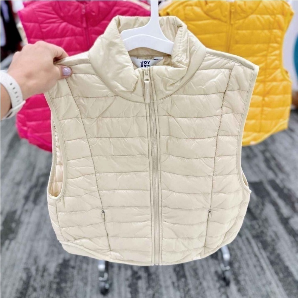 Women's Quilted Puffer Vest - JoyLab™
Ivory XS new